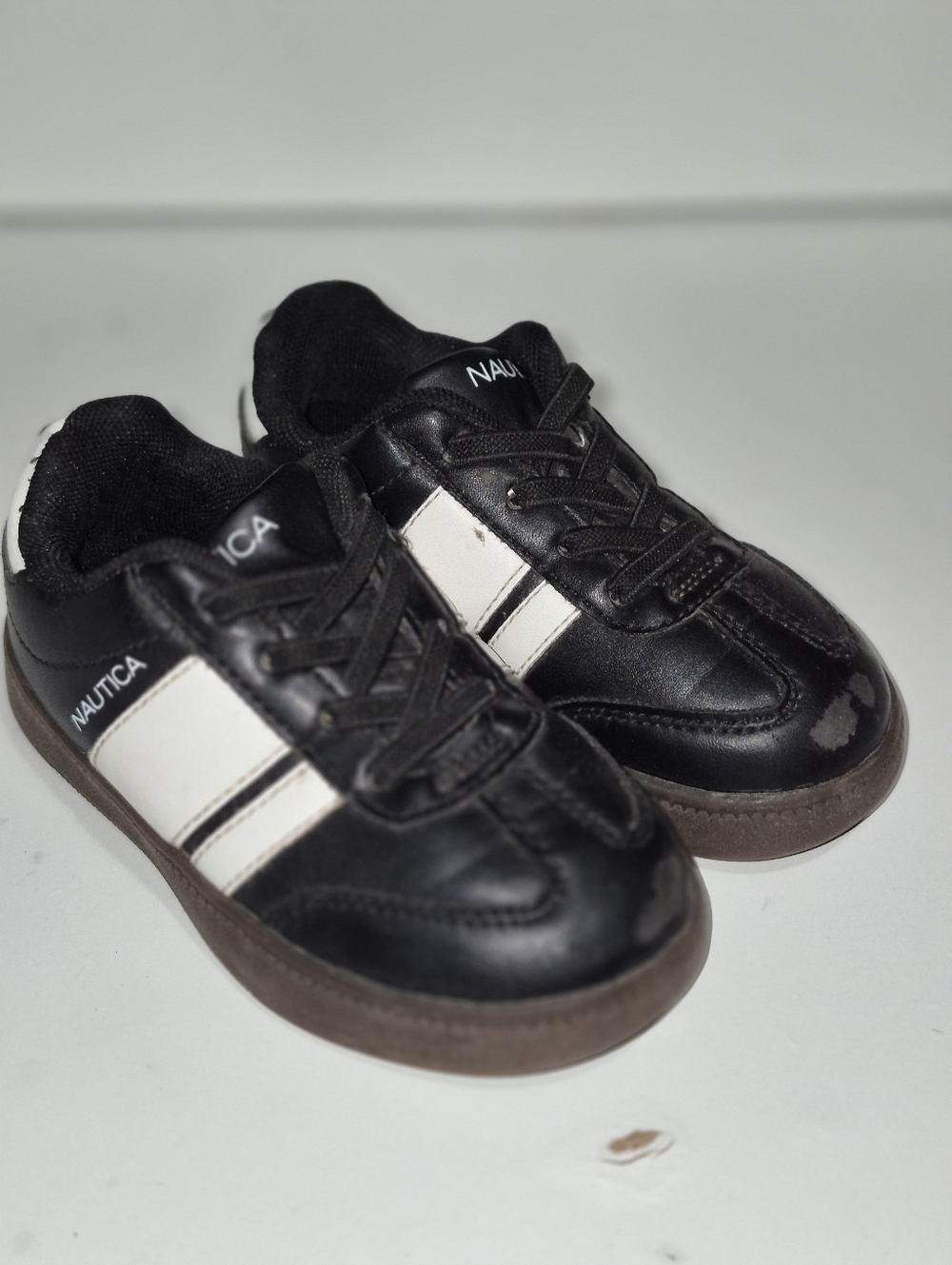 Nautica Kids Black and White Casual Lace-Up Sneakers